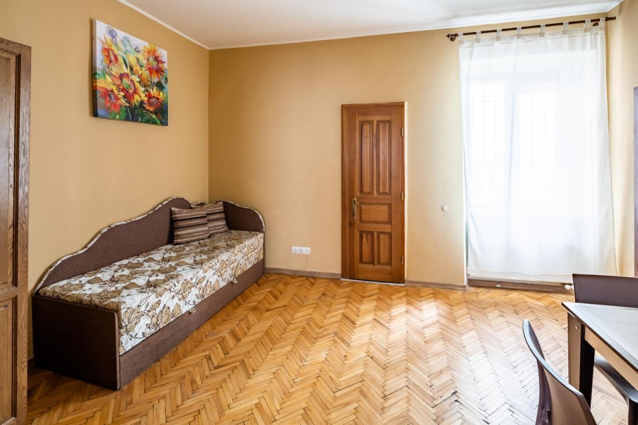 Apartment On Yana Zhizhky Лвив Екстериор снимка