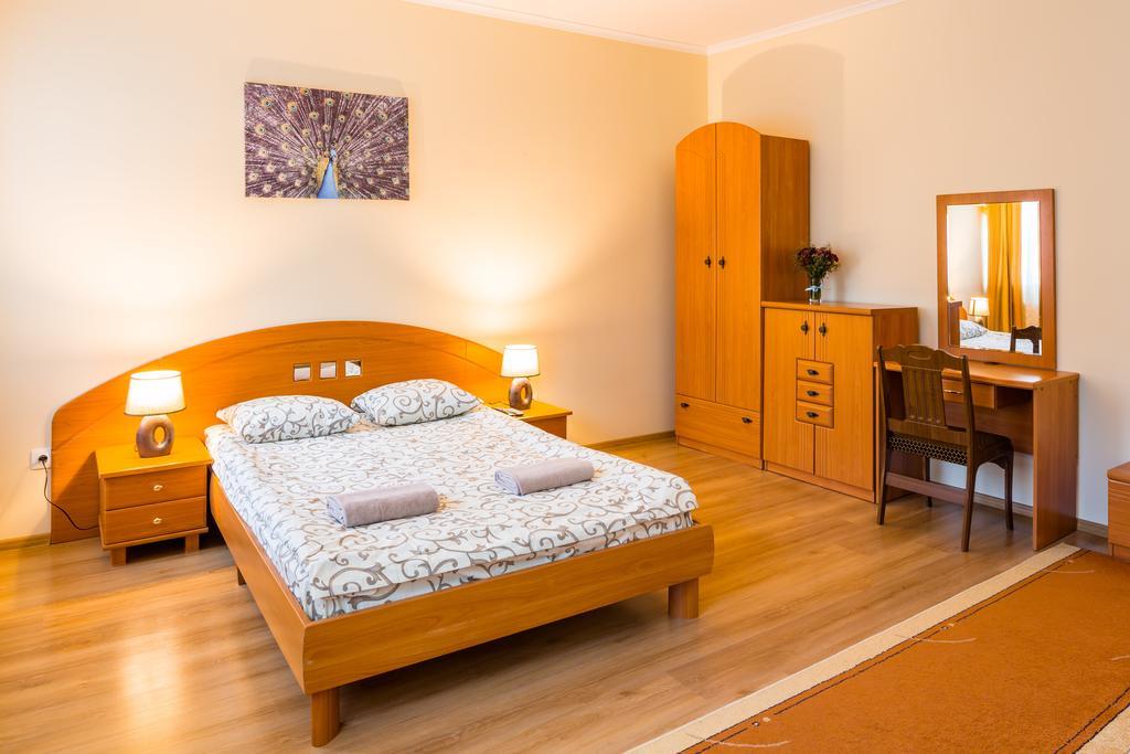 Apartment On Yana Zhizhky Лвив Екстериор снимка